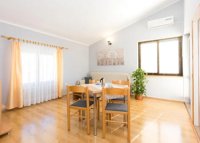 Paradiso Apartament *