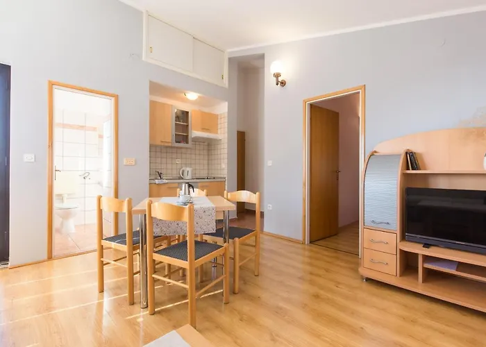 Paradiso Apartament *