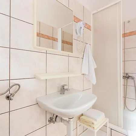 Apartment Paradiso *