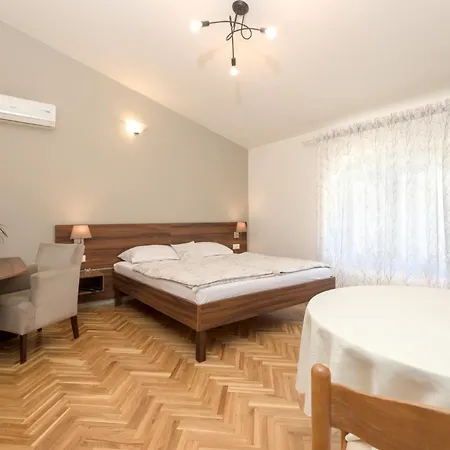 Paradiso * Punat